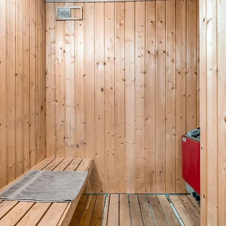 Holiday home Urda - 1km From The Sea By Interhome *