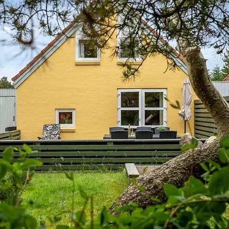 Urda - 1km From The Sea By Interhome *