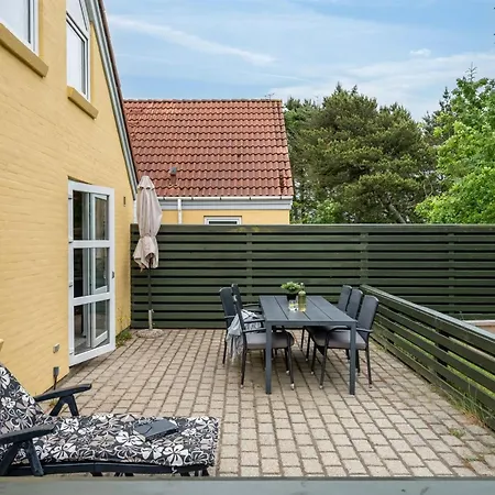 Urda - 1km From The Sea By Interhome *