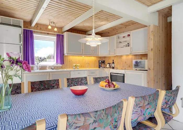 Urda - 1km From The Sea By Interhome *